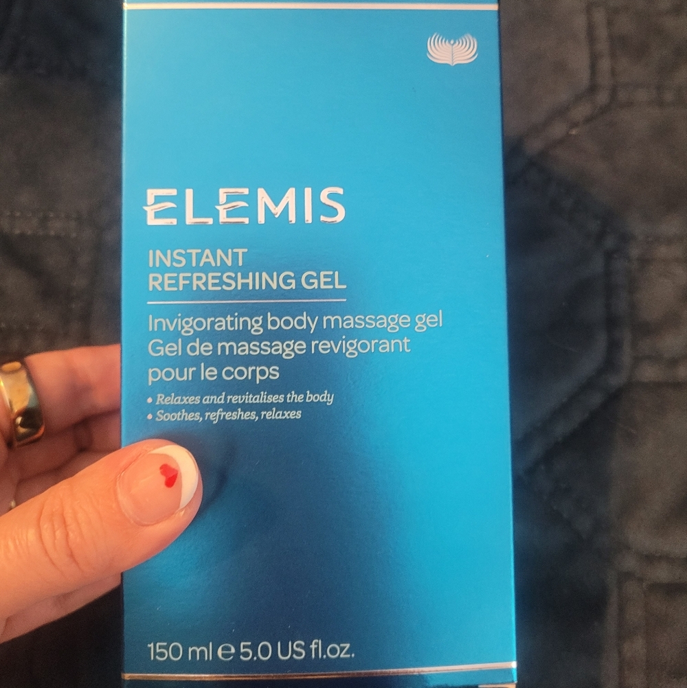 ELEMIS Instant Refreshing Gel.